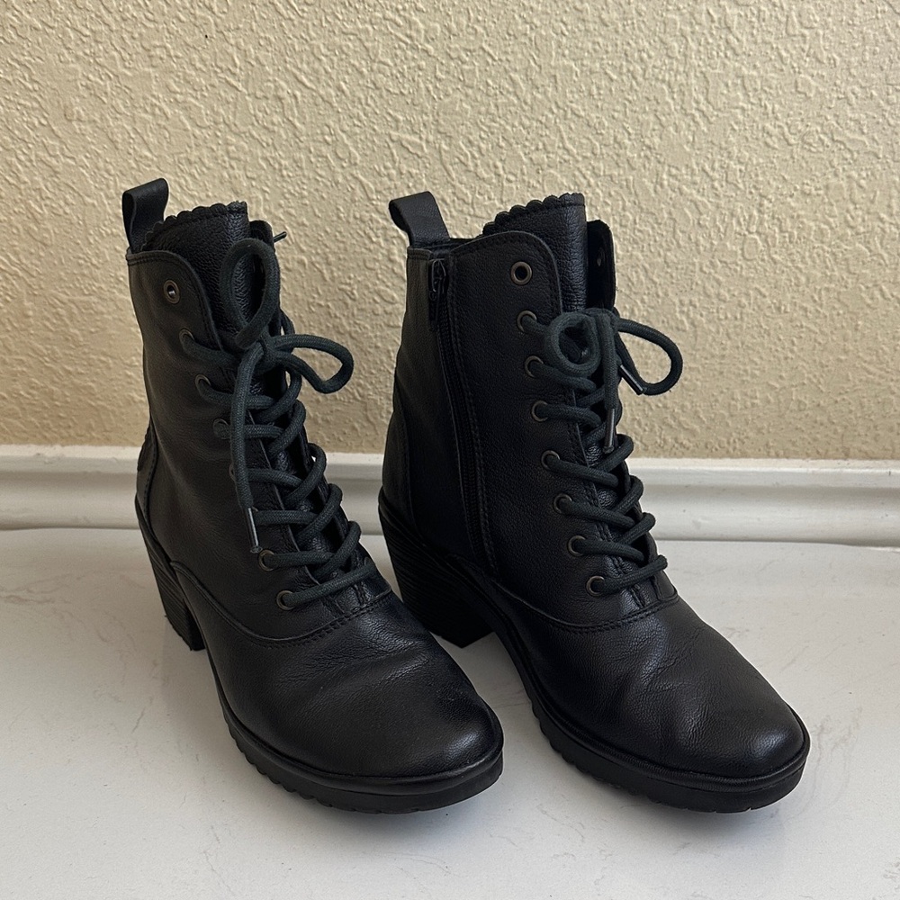 Fly London Black Lace-Up Heeled Granny Boot